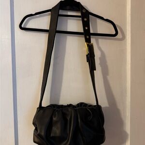 Madewell Puffy Pleated Black Leather Crossbody/Shoulder Bag-NWOT